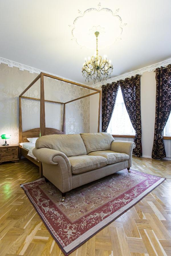 Австрійська Квартира В Центрі На Вулиці Михальчука 5 Lviv Exterior photo